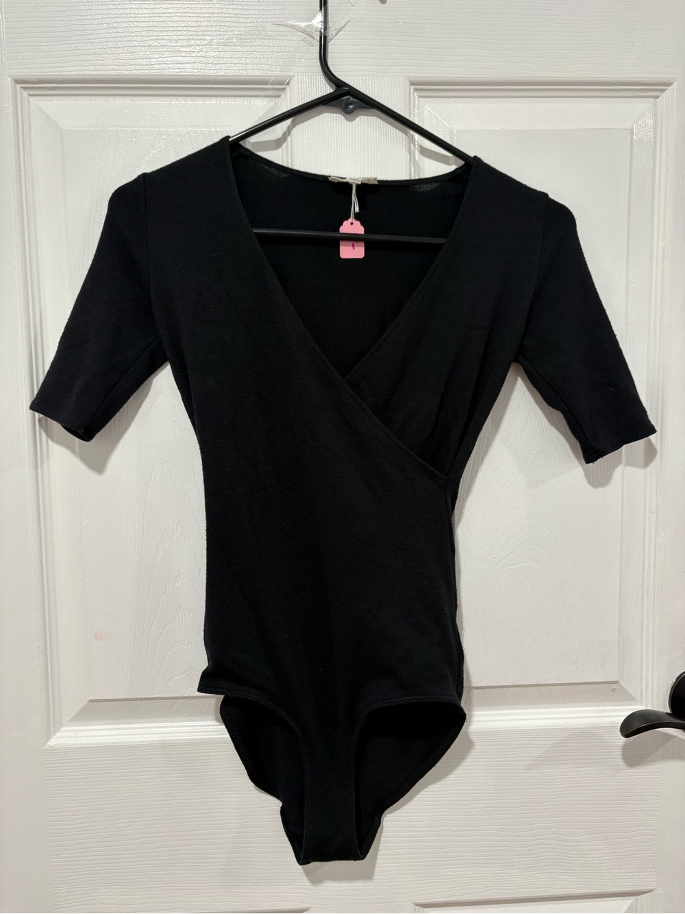 Wilfred Free Black V-Neck Short Sleeve Bodysuit
